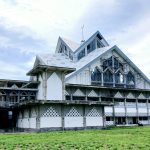 https://malutterkini.id/izinkan-opd-berkantor-di-masjid-agung-alkhairaat-bupati-bassam-disebut-tidak-cerdas-kelola-birokrasi/